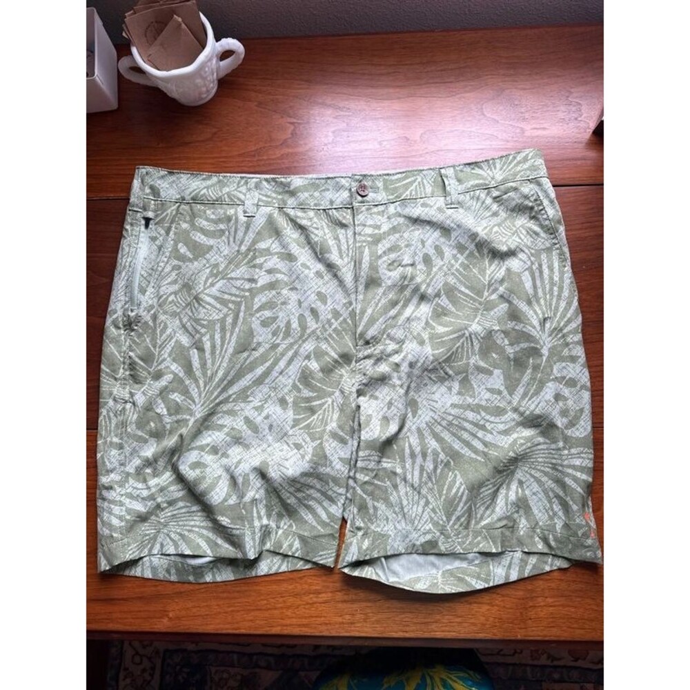 Men’s Margaritaville shorts size 40